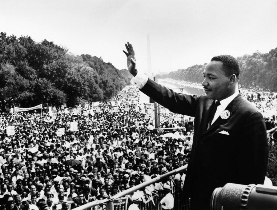 King+gives+a+speech+at+the+March+on+Washington+D.C%2C+1963