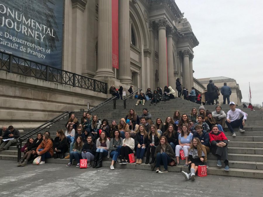 Students on the Met field Trip