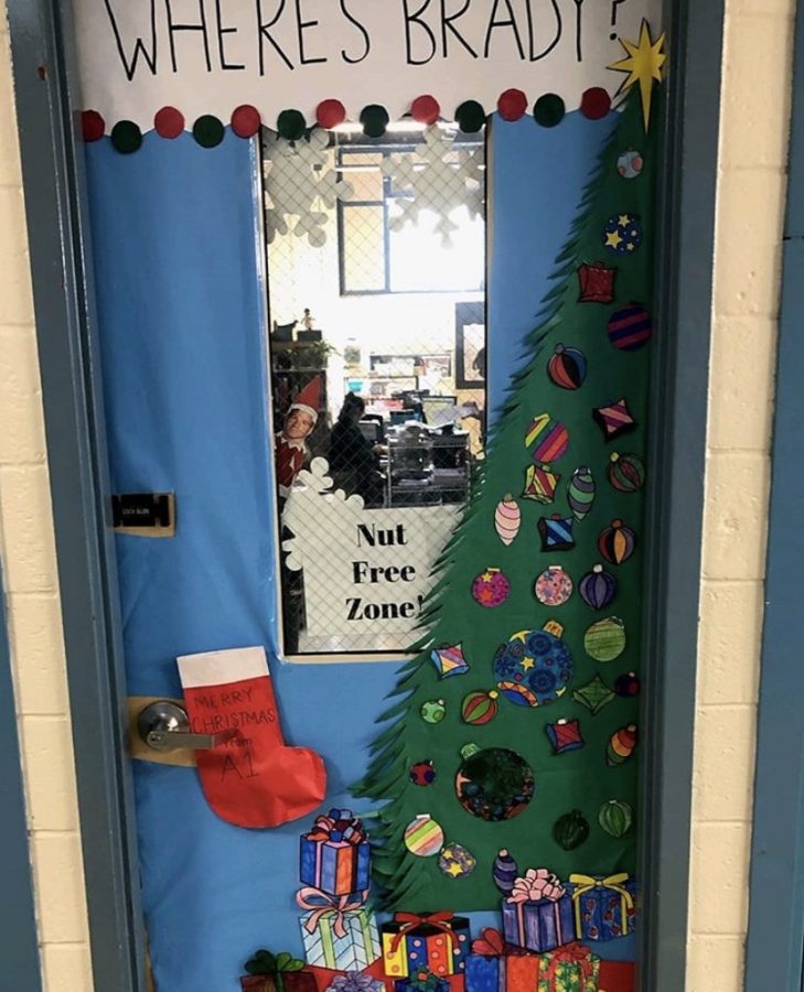 Holiday door decorating and Spirit Week – The Point Press